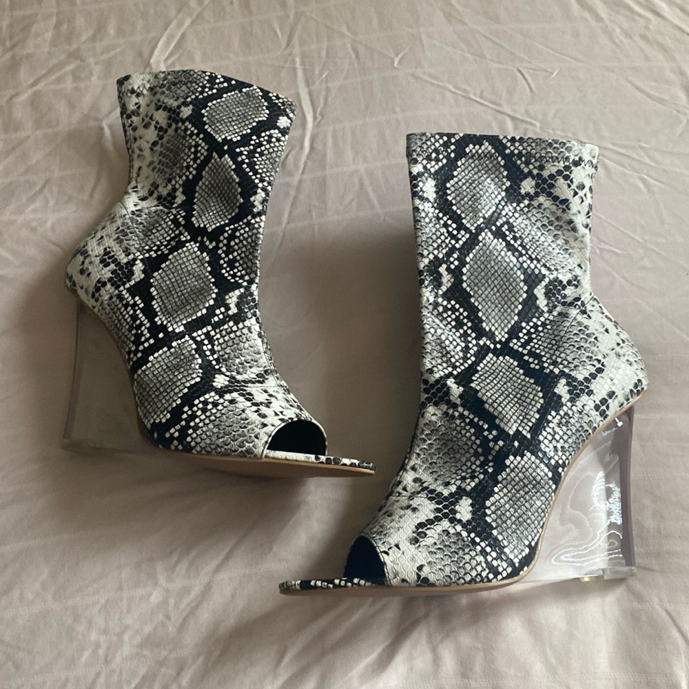 Clear heel sexy wedge open toe booties new!